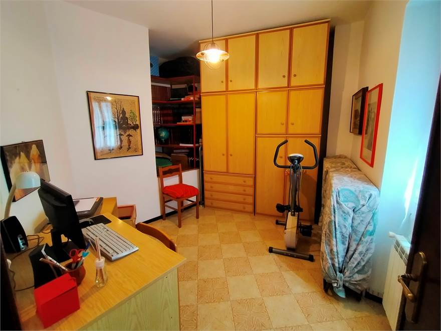 Int. studio