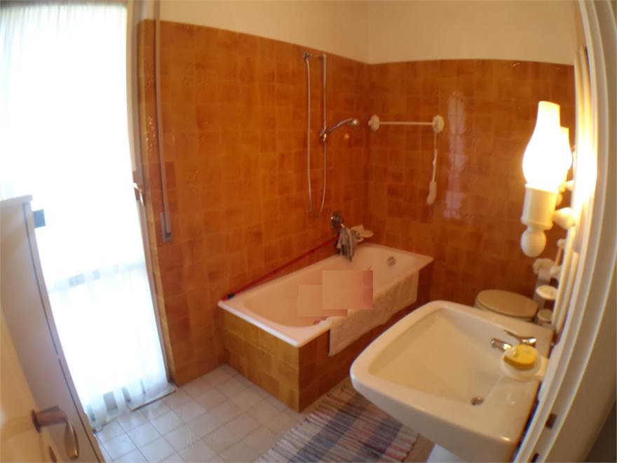 Bagno fines.